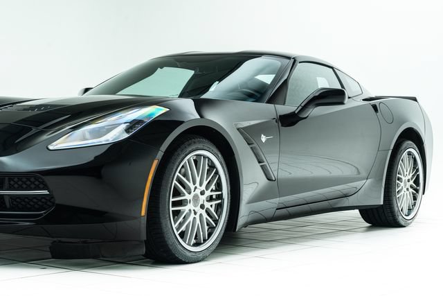 Used 2014 Chevrolet Corvette Stingray Coupe RWD image 9