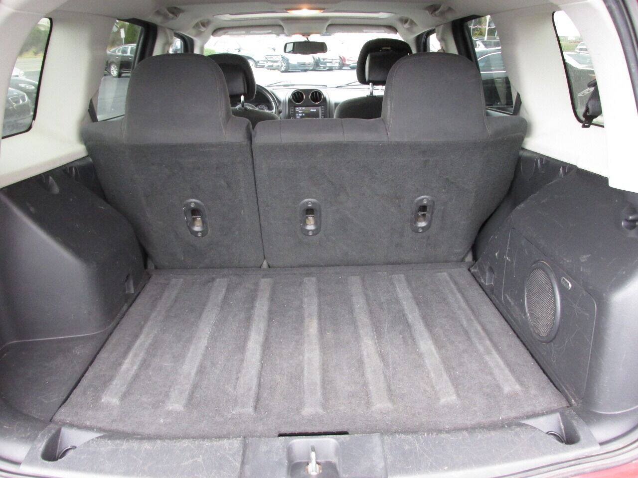 Used 2014 Jeep Patriot Latitude FWD image 20