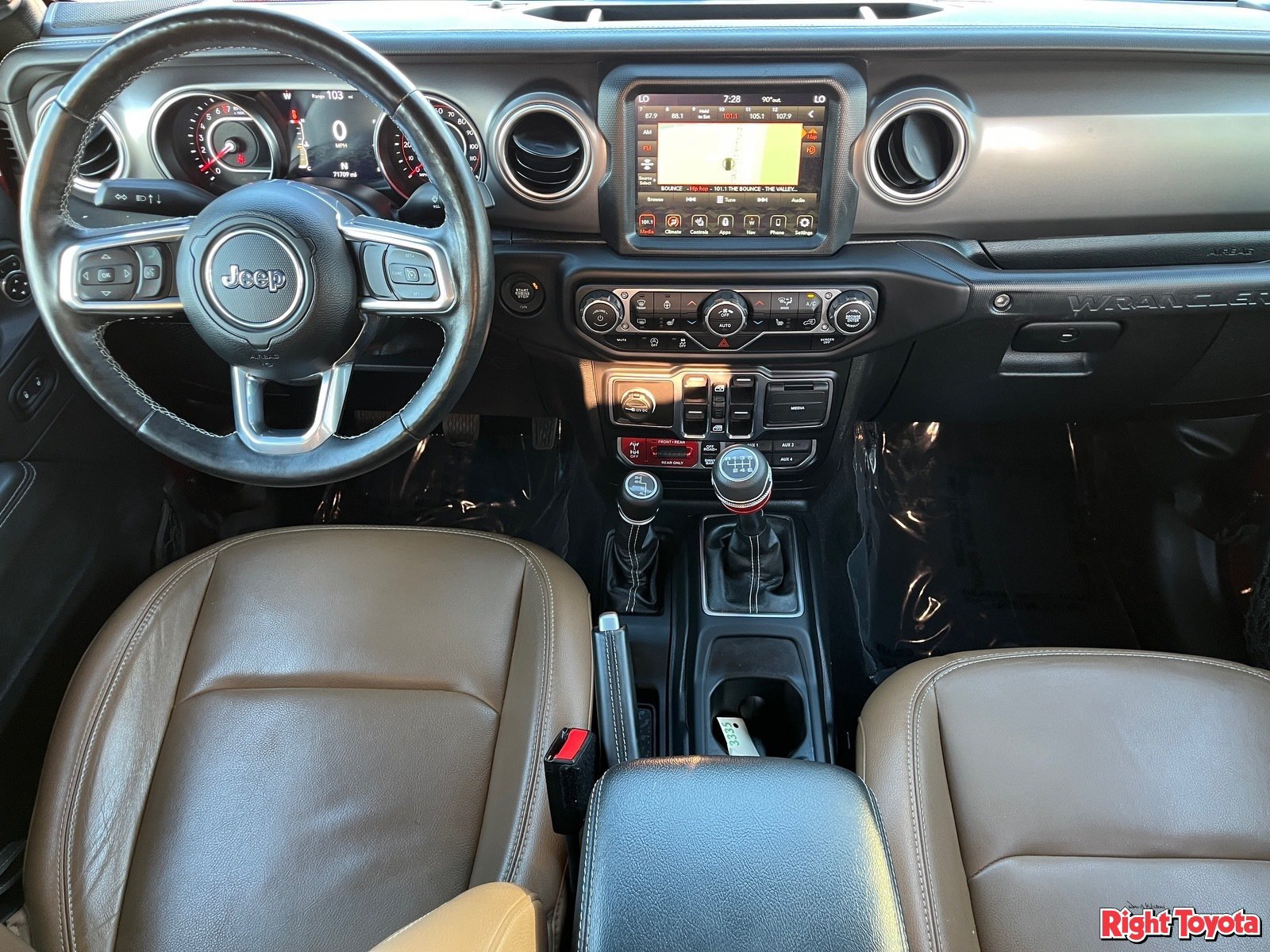 Used 2021 Jeep Wrangler Unlimited Rubicon AWD/4WD image 15