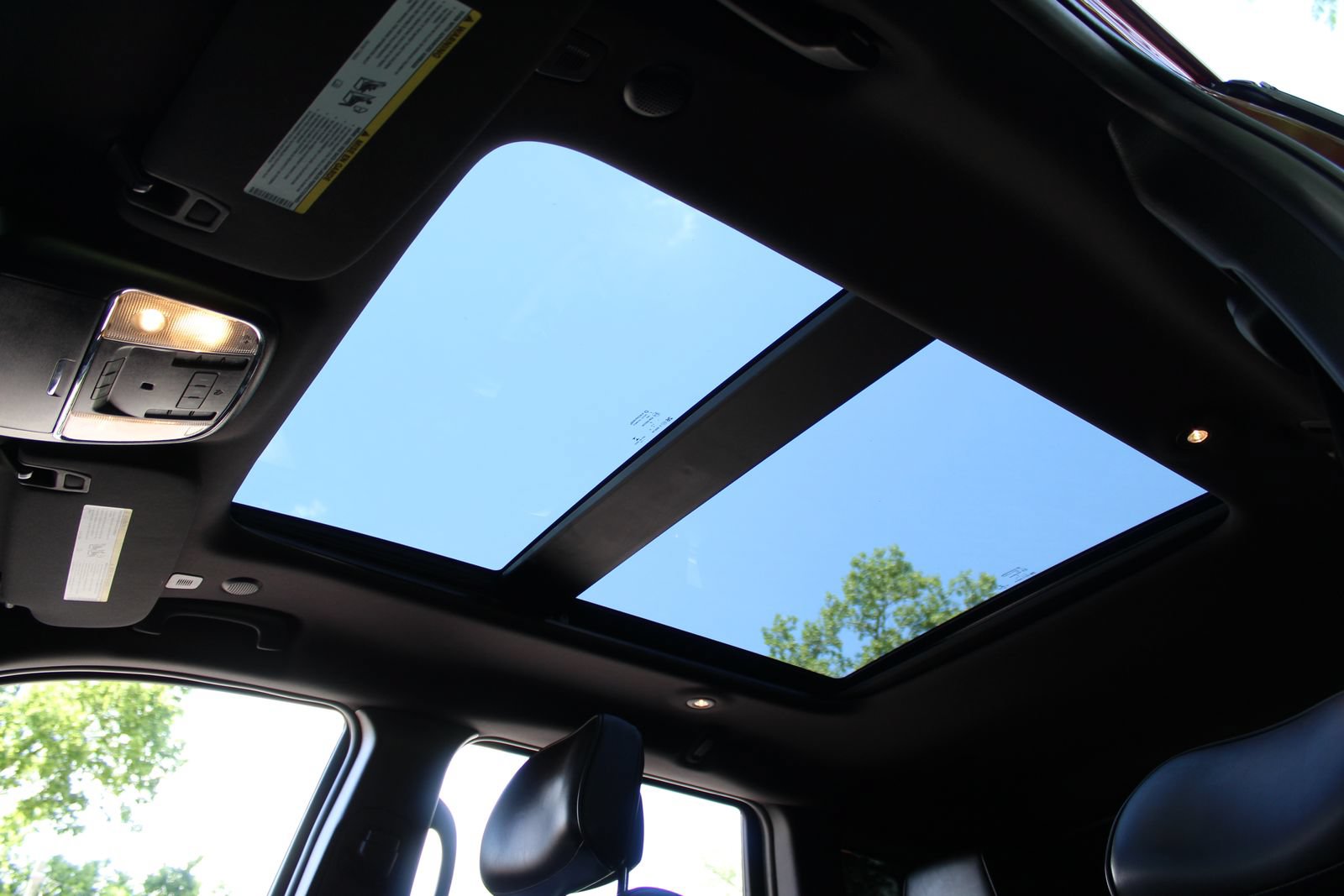 Used 2020 Jeep Grand Cherokee High Altitude AWD/4WD image 22