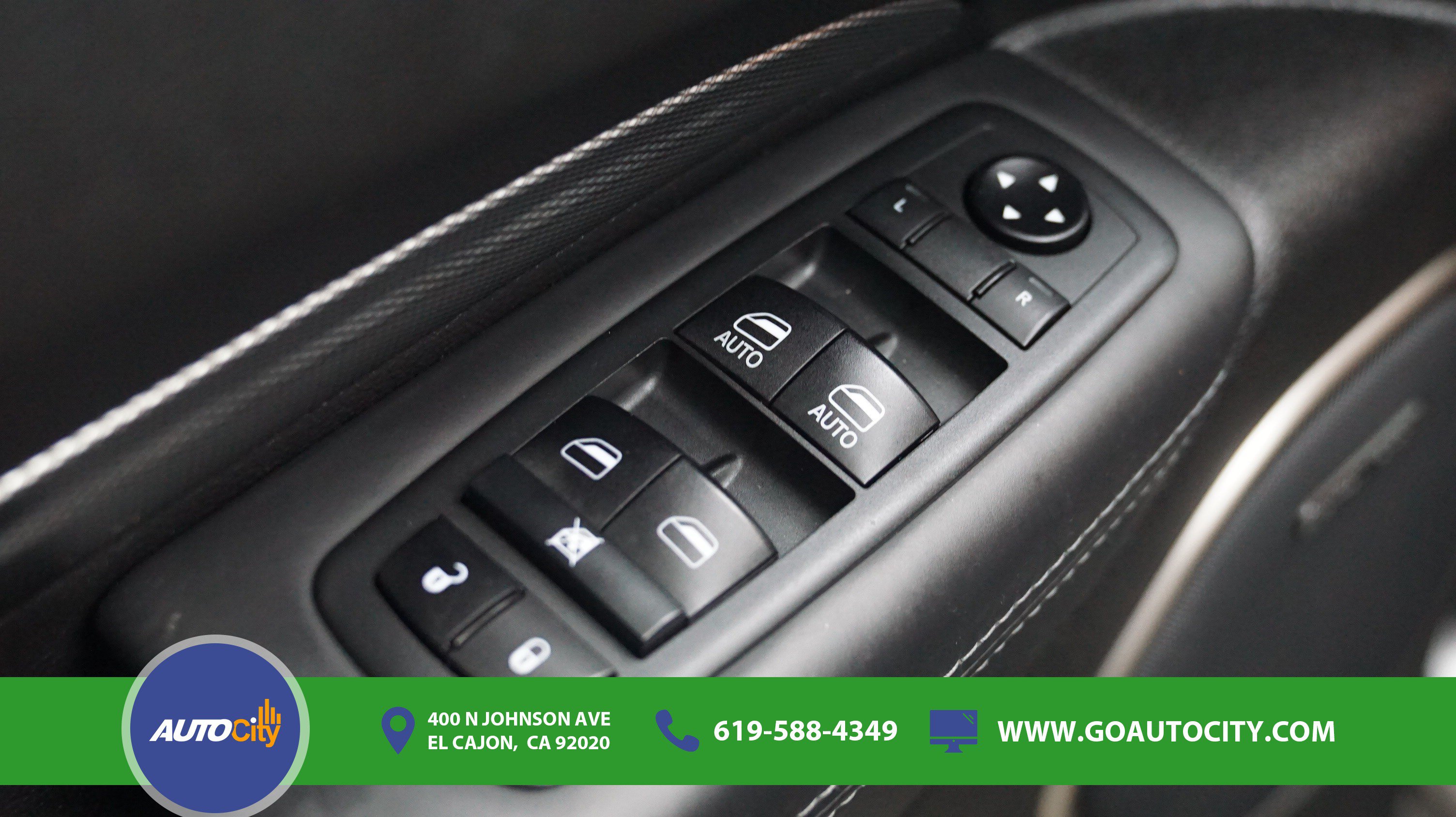 Used 2020 Dodge Durango R/T w/ Blacktop Package RWD image 20
