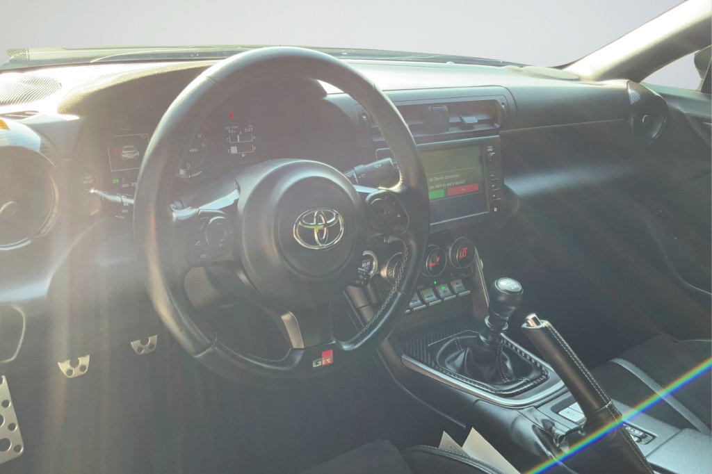 Used 2024 Toyota GR86 Premium RWD image 11
