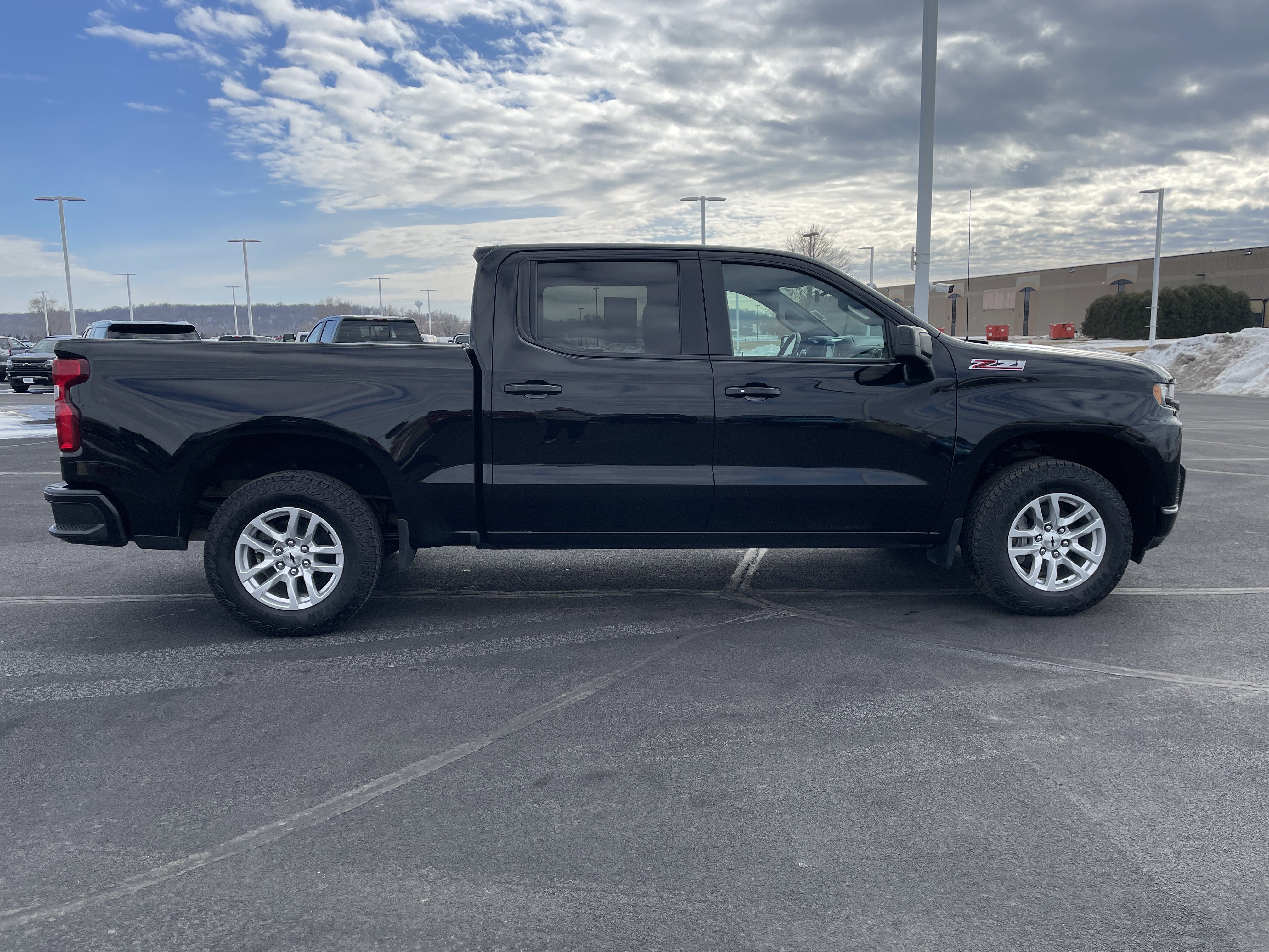 Used 2021 Chevrolet Silverado 1500 RST image 6