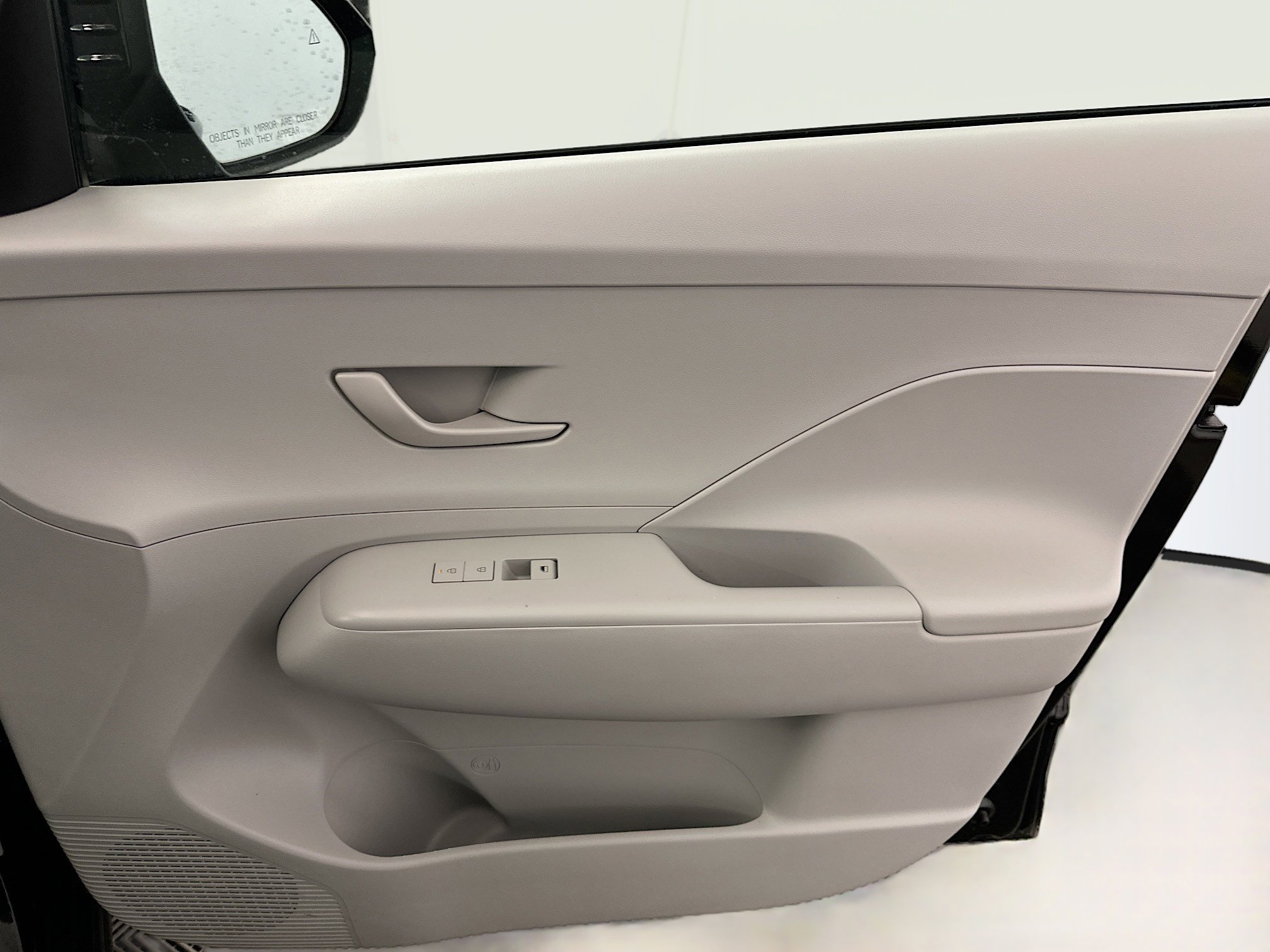 Used 2025 Hyundai Kona SEL image 33