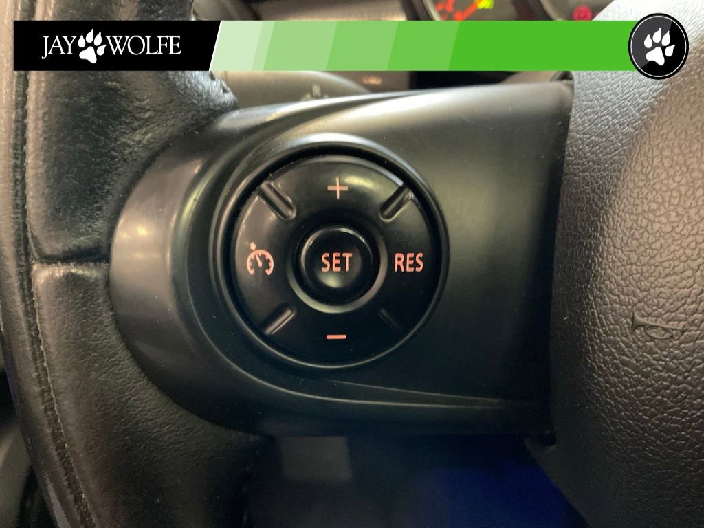 Used 2015 MINI Cooper 2-Door Hardtop image 12