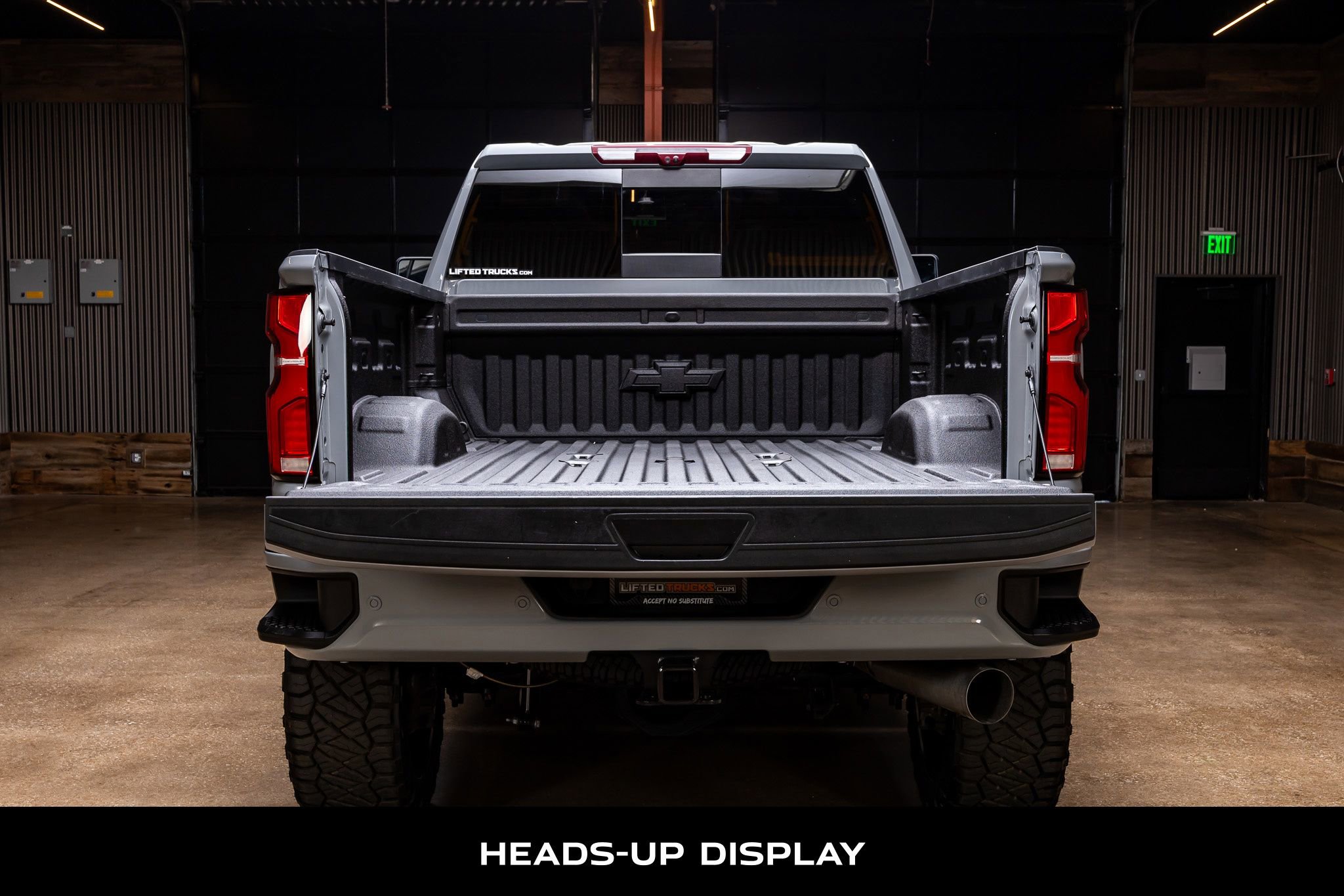 Used 2024 Chevrolet Silverado 2500 LTZ w/ LTZ Plus Package image 9