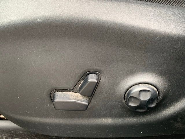 Used 2020 Jeep Cherokee Limited image 8