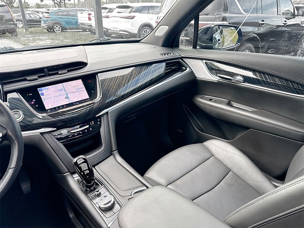 Used 2024 Cadillac XT6 Premium Luxury w/ Technology Package image 26