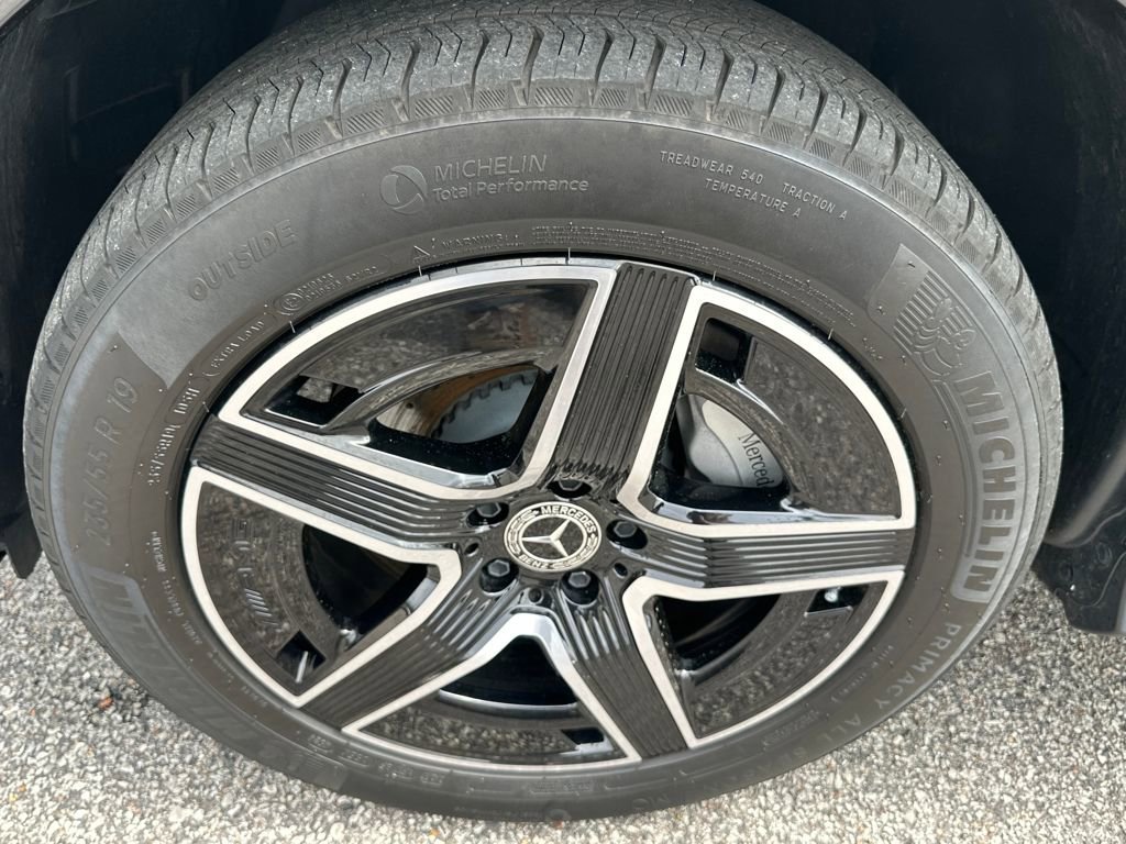 Certified 2025 Mercedes-Benz GLC 300 4MATIC image 15