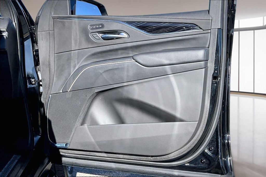 Used 2023 Cadillac Escalade ESV Sport image 19