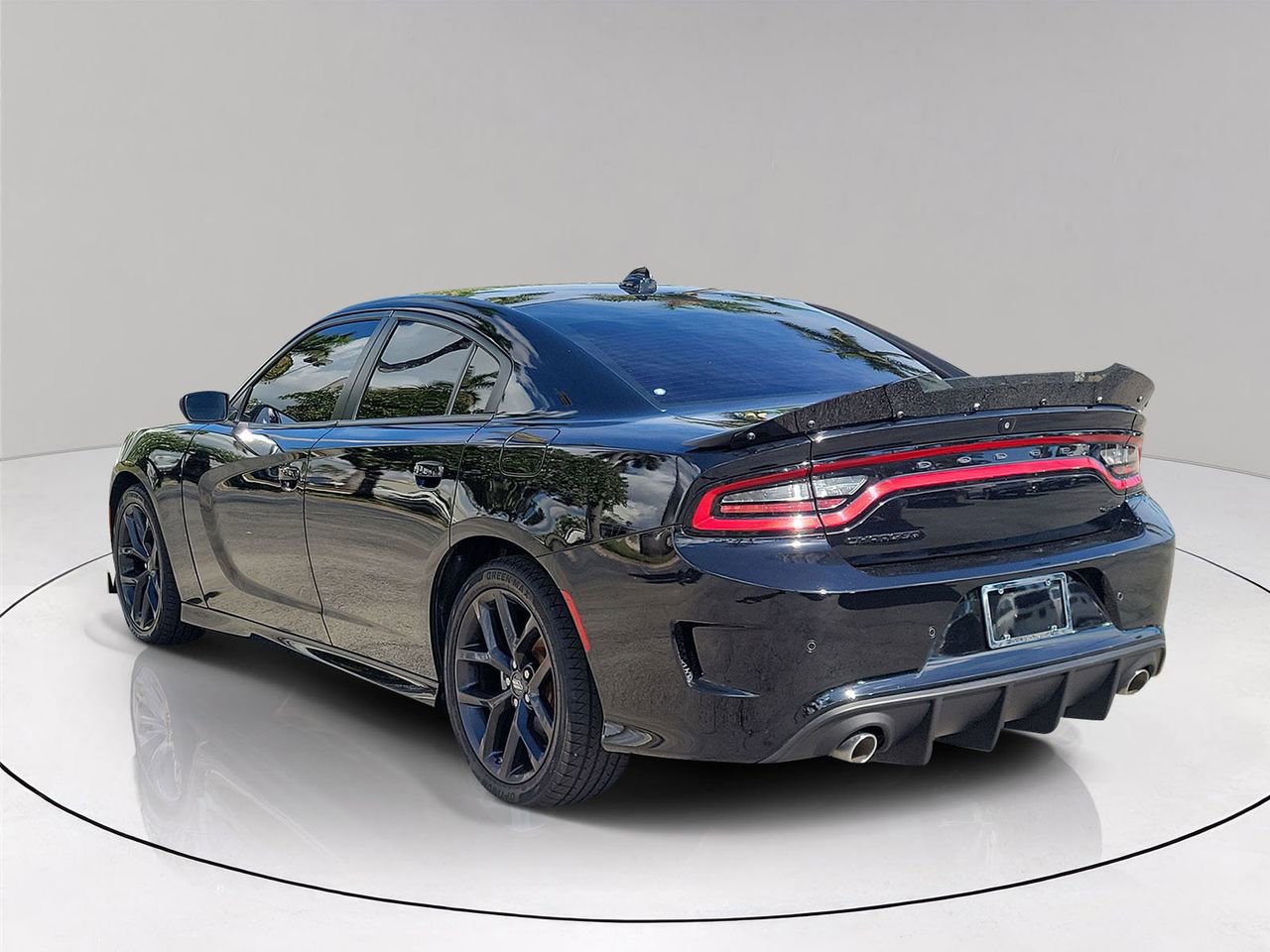 Used 2022 Dodge Charger GT w/ Blacktop Package image 4