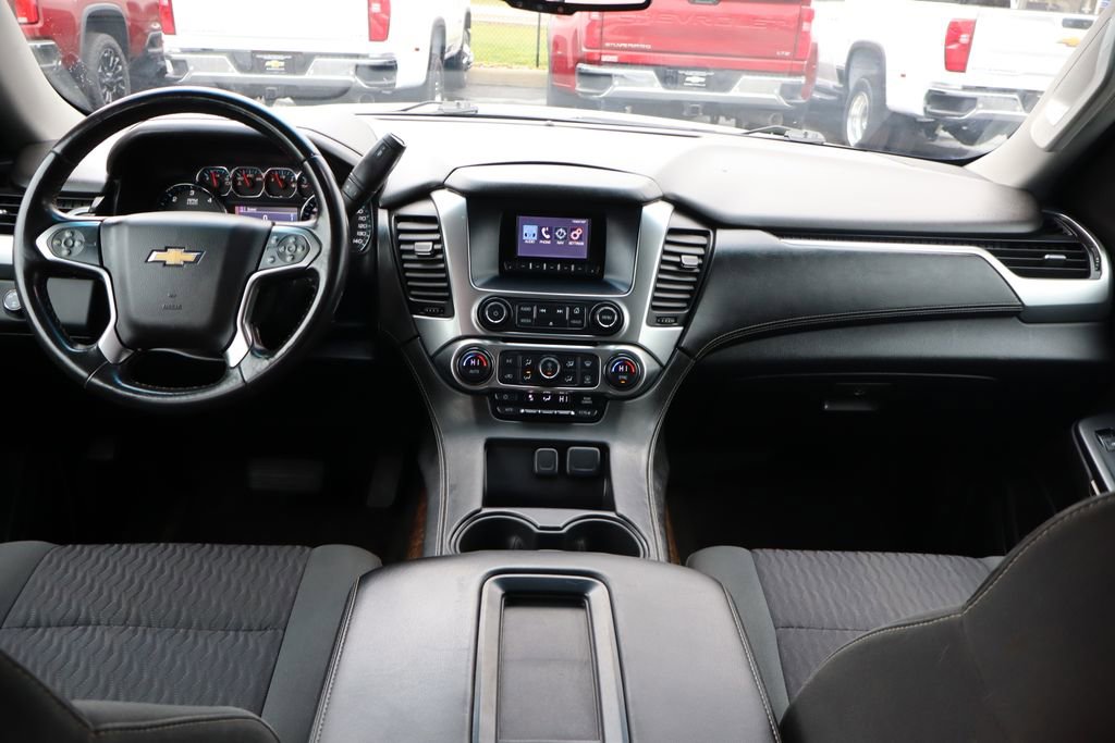 Used 2015 Chevrolet Suburban LS image 17