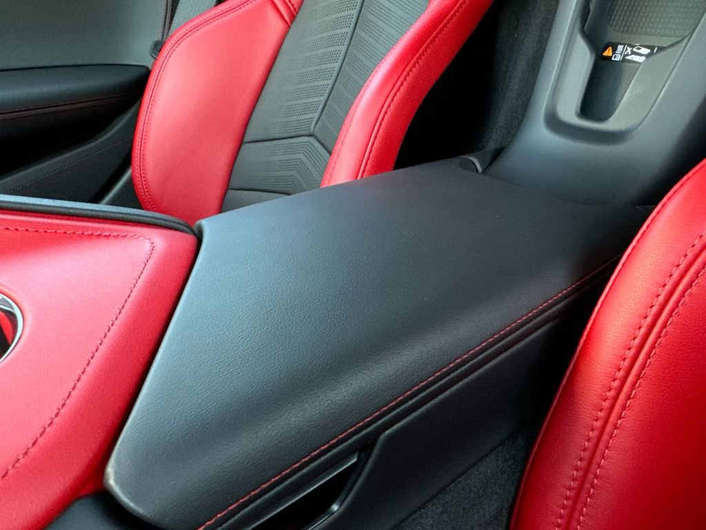 Used 2026 Chevrolet Corvette Z06 w/ Stealth Interior Trim Package RWD image 24