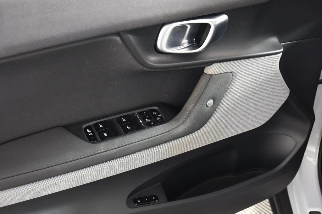 Used 2023 Polestar Polestar 2 w/ Pilot Pack image 15