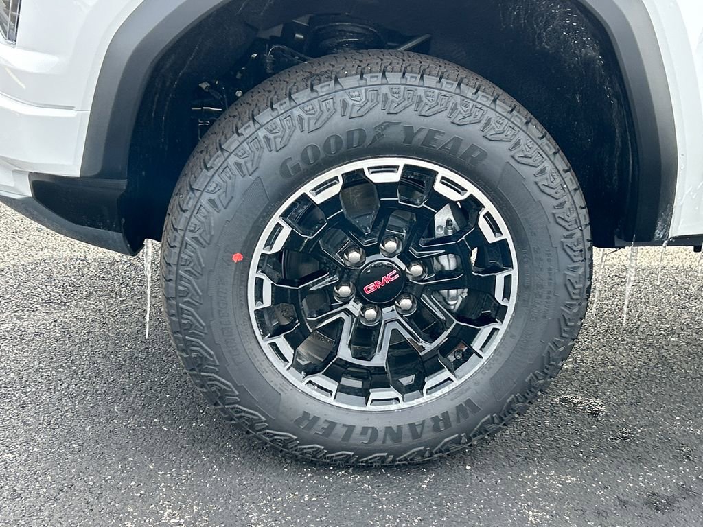 New 2026 GMC Canyon AT4 w/ AT4 Premium Package AWD/4WD image 13