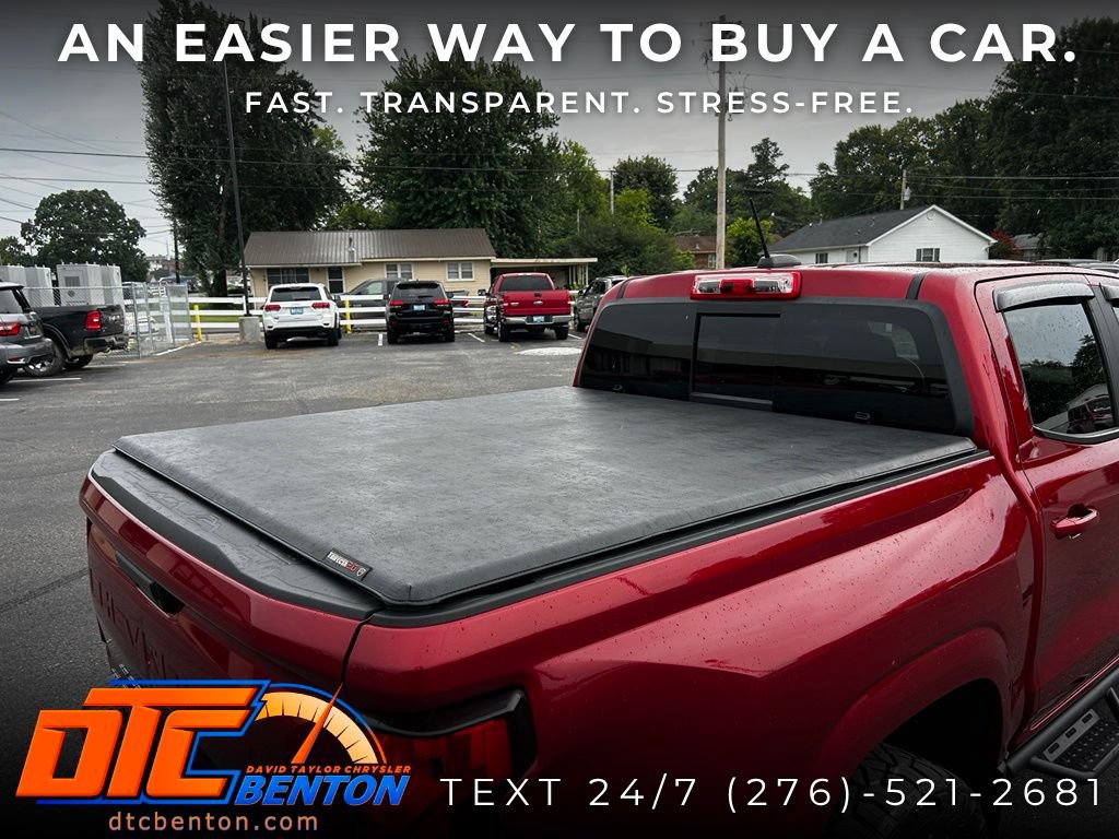 Used 2023 Chevrolet Colorado LT w/ LT Convenience Package II RWD image 28