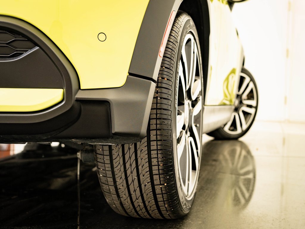 Used 2023 MINI Cooper S w/ Signature Upholstery Package image 47