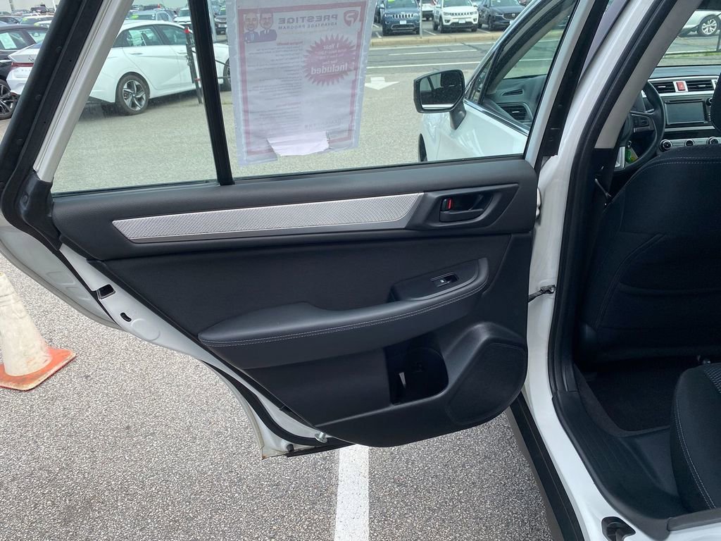 Used 2017 Subaru Outback 2.5i image 27