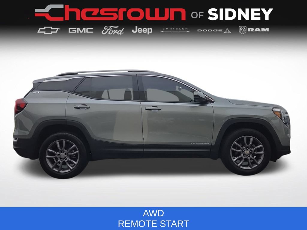 Used 2023 GMC Terrain SLT AWD/4WD image 12
