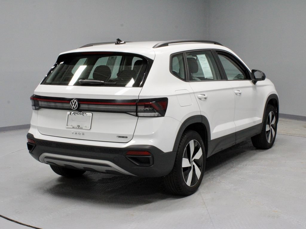 Used 2025 Volkswagen Taos S AWD/4WD image 11