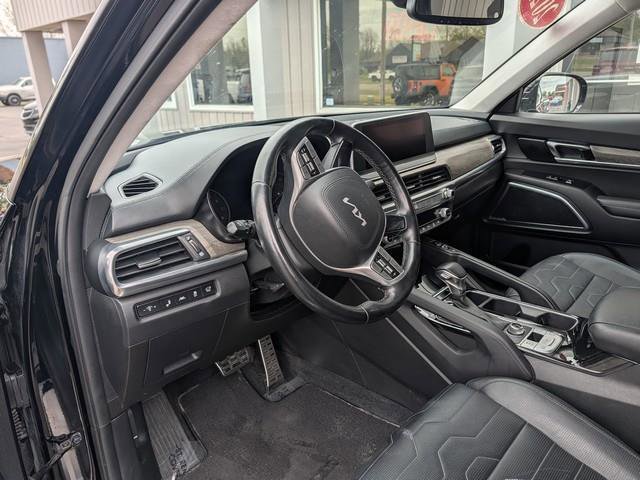 Used 2022 Kia Telluride SX w/ SX Prestige Package AWD/4WD image 9