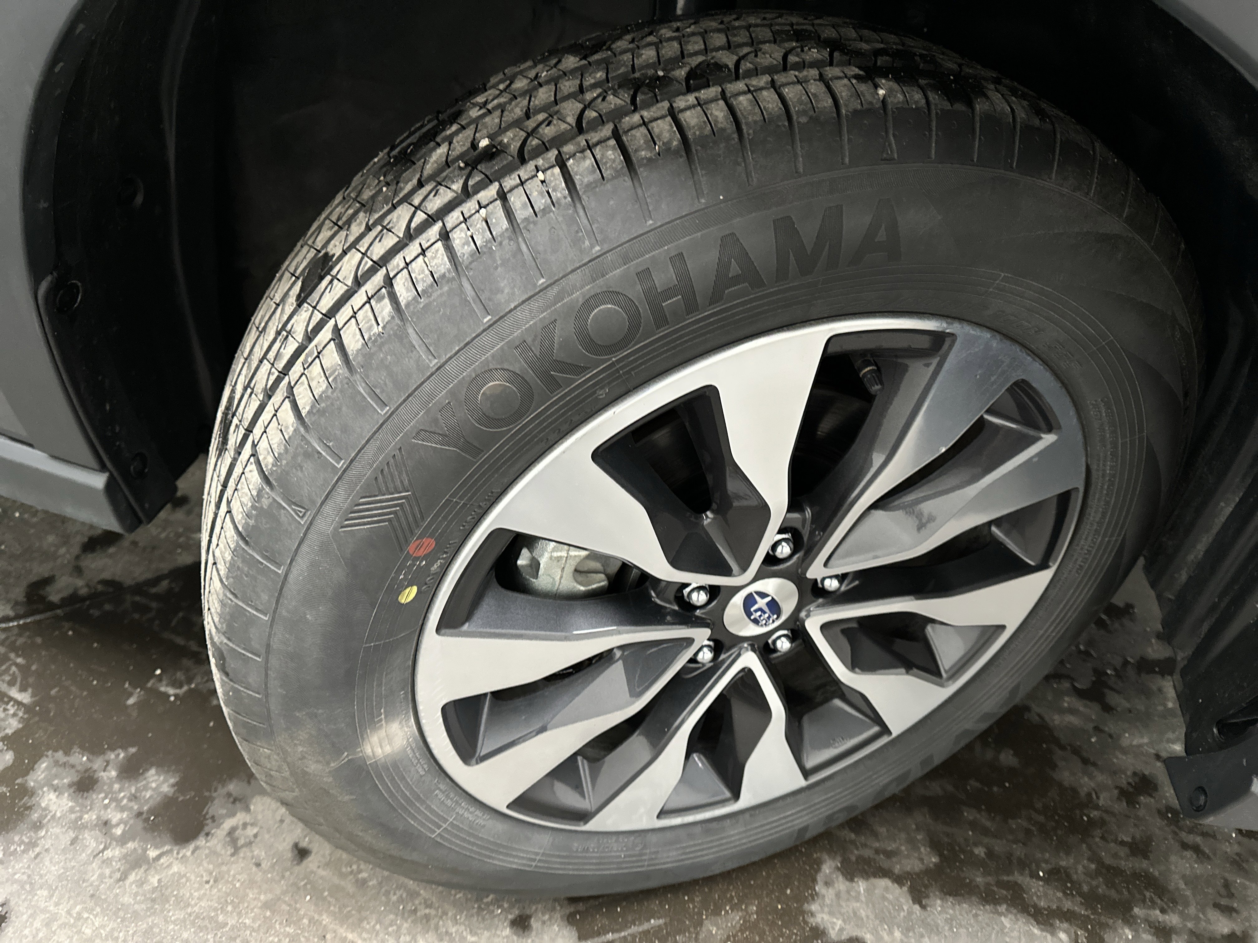 Certified 2025 Subaru Outback Limited image 11