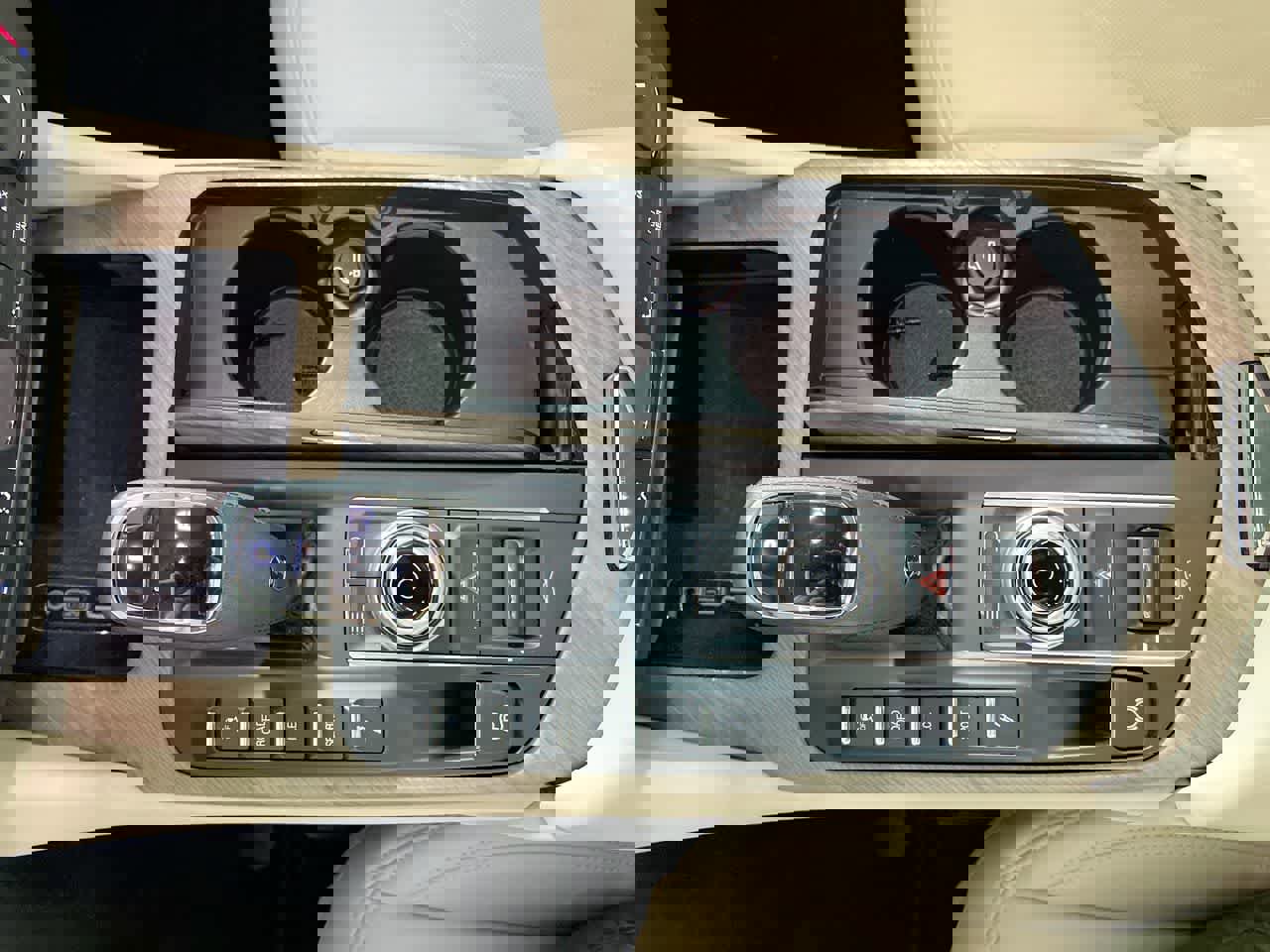 Used 2020 Maserati Levante GranLusso image 28