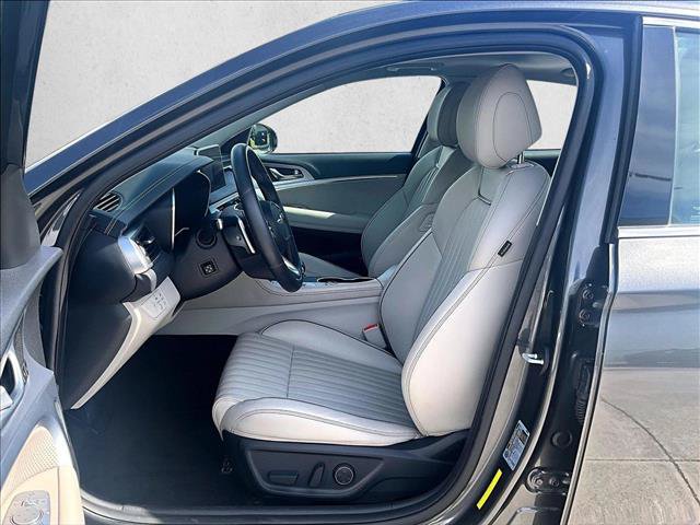 Used 2020 Genesis G70 2.0T w/ Elite Package RWD image 27