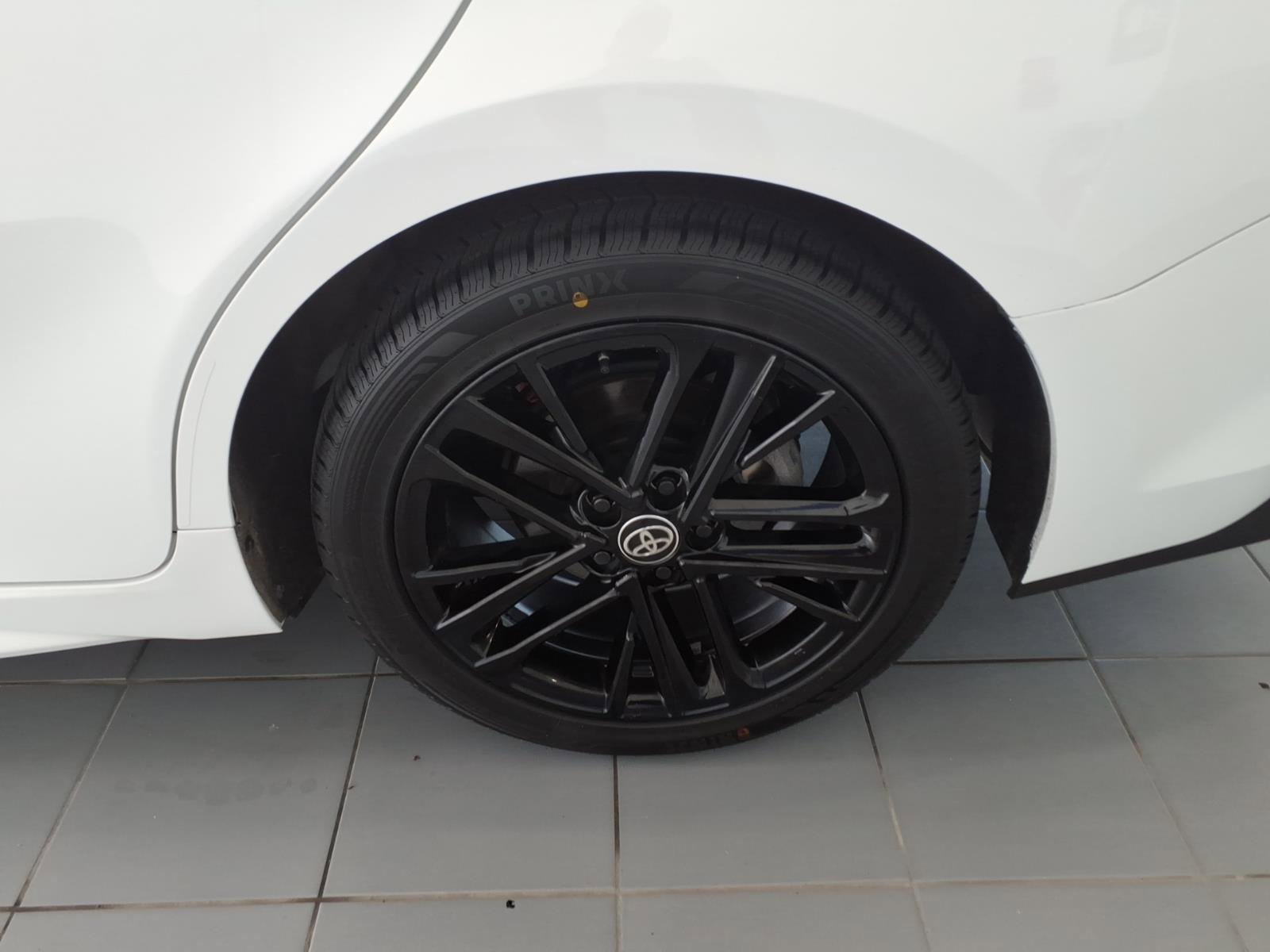 Used 2025 Toyota Camry SE w/ Convenience Package AWD/4WD image 15