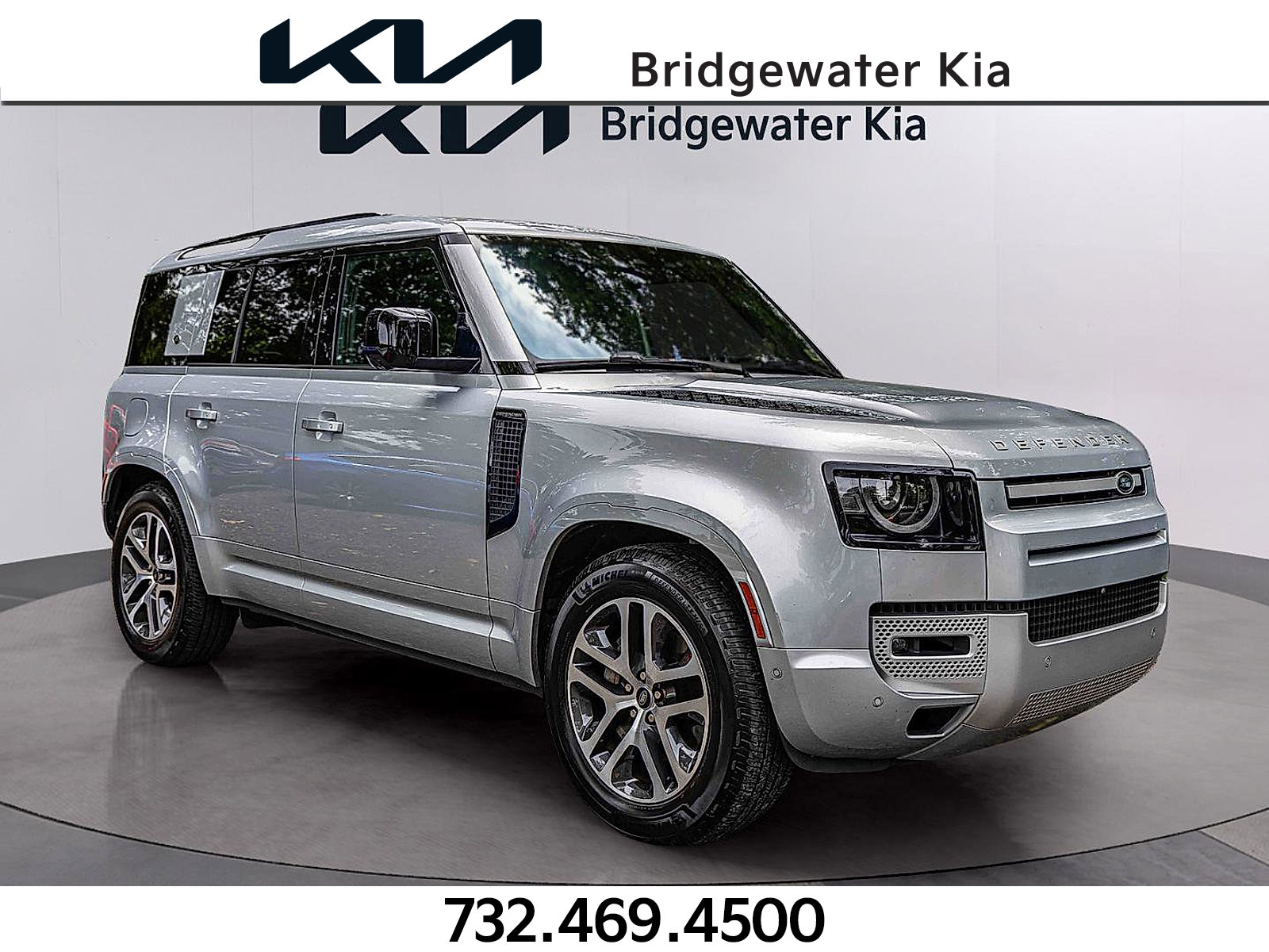 Used 2022 Land Rover Defender 110 XS Edition AWD/4WD image 1