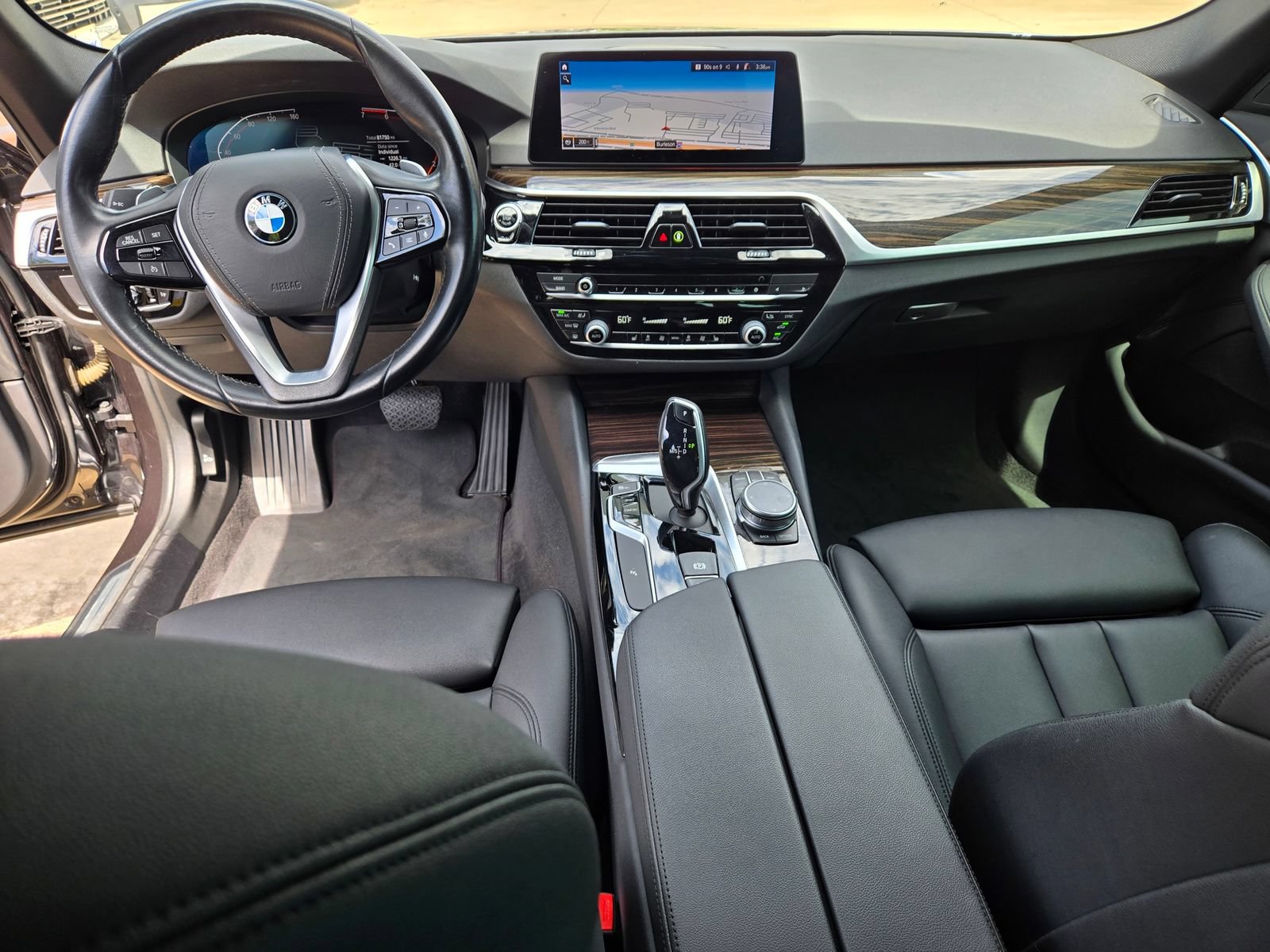 Used 2020 BMW 530i w/ Premium Package RWD image 8