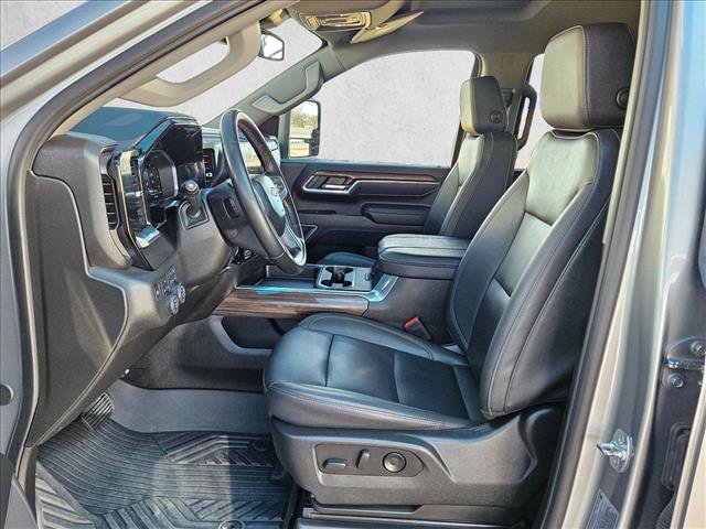 Used 2025 Chevrolet Silverado 2500 LT w/ Texas Edition image 17