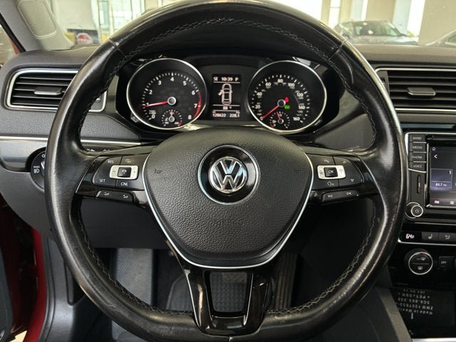Used 2017 Volkswagen Jetta SEL FWD image 15