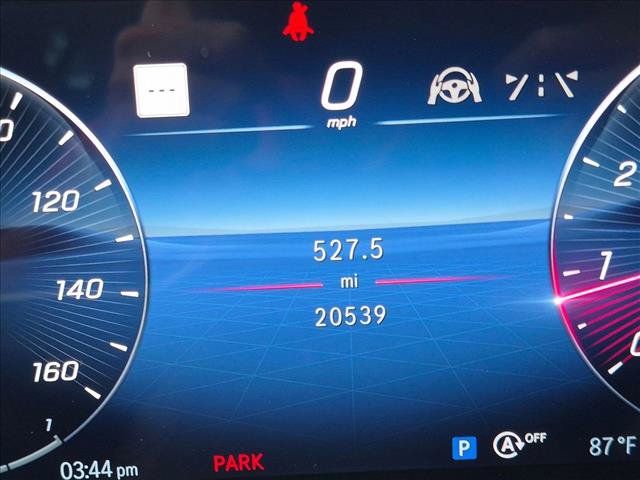 Used 2022 Mercedes-Benz C 300 Sedan image 11