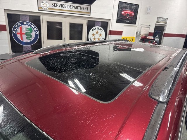 Used 2017 Chrysler Pacifica Limited w/ Advanced Safetytec Group image 9