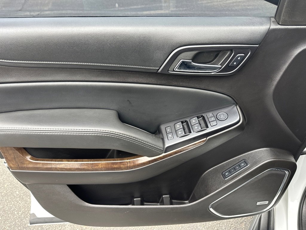 Used 2015 Chevrolet Tahoe LT image 9