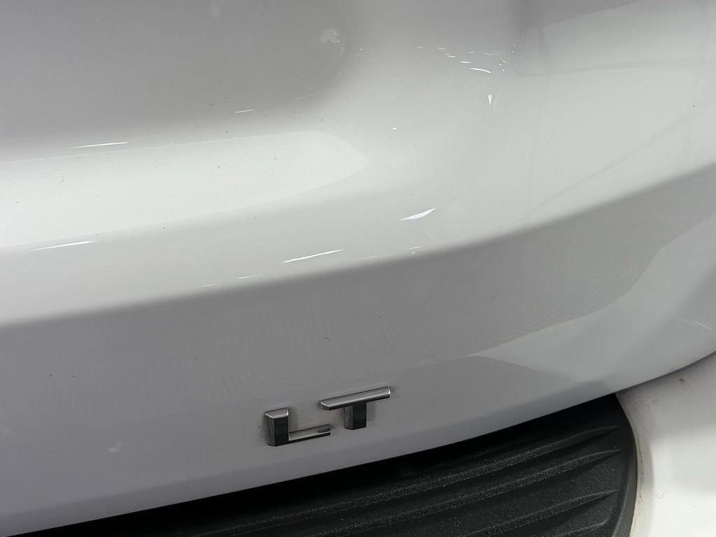 Used 2025 Chevrolet Tahoe LT image 13