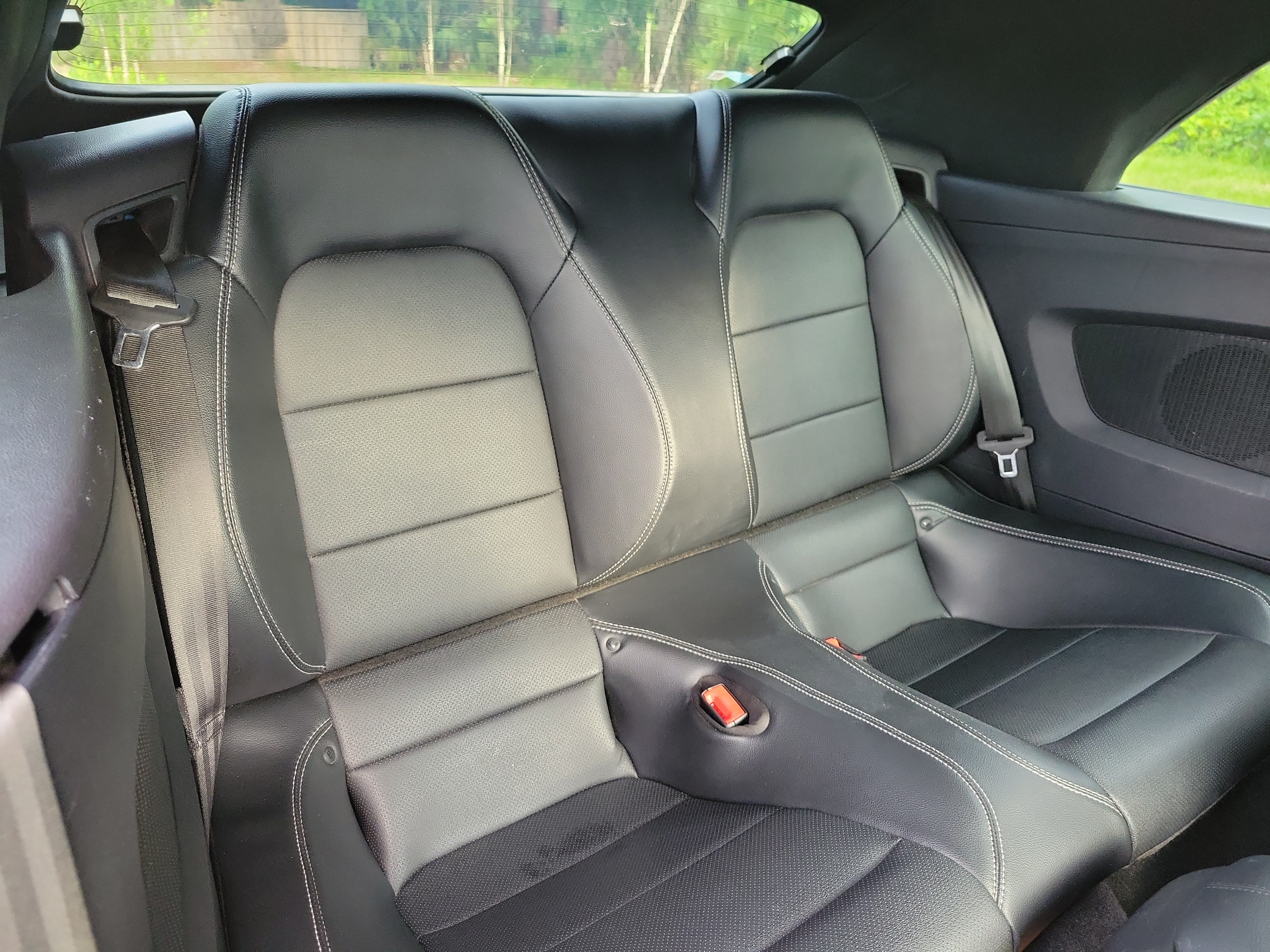 Used 2019 Ford Mustang GT Premium RWD image 7