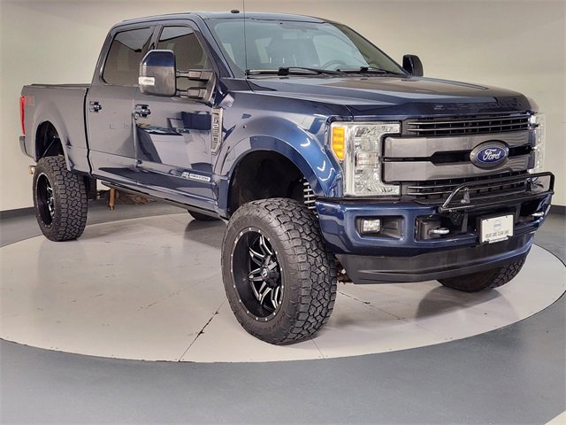 Used 2017 Ford F250 Lariat w/ Chrome Package image 7