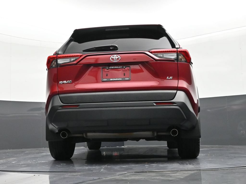 Used 2024 Toyota RAV4 LE FWD image 23