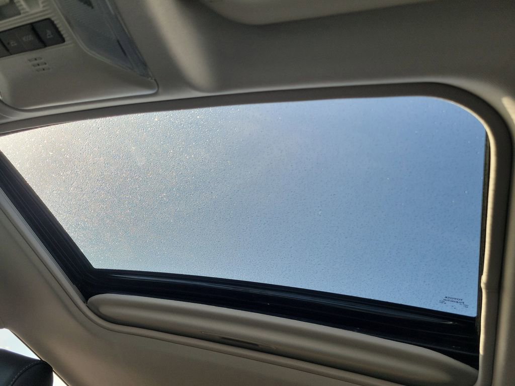 Used 2024 Toyota RAV4 XLE Premium image 37