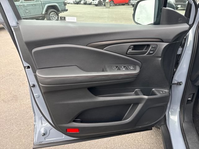 Used 2024 Honda Passport TrailSport image 21