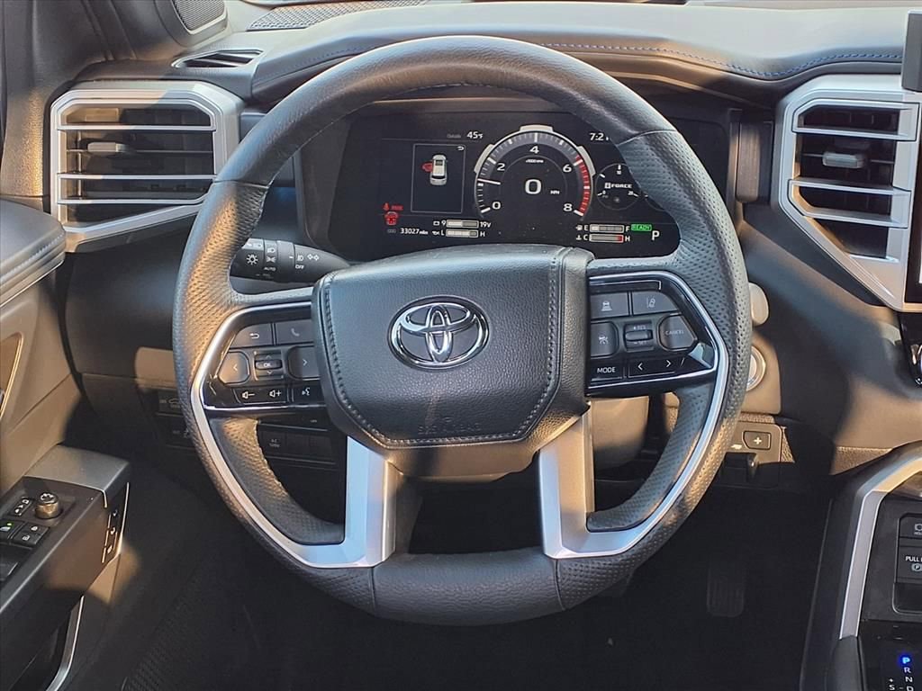 Used 2024 Toyota Sequoia Platinum image 13