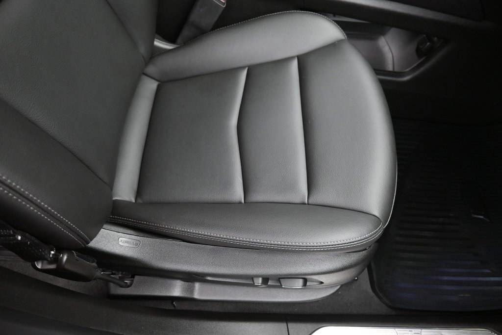 Used 2025 Cadillac XT5 Luxury AWD/4WD image 30