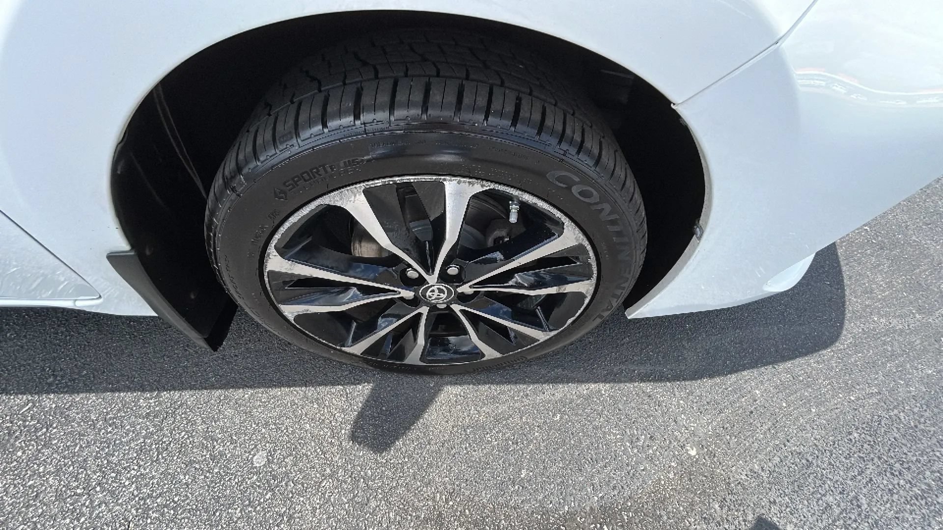 Used 2017 Toyota Corolla SE FWD image 35