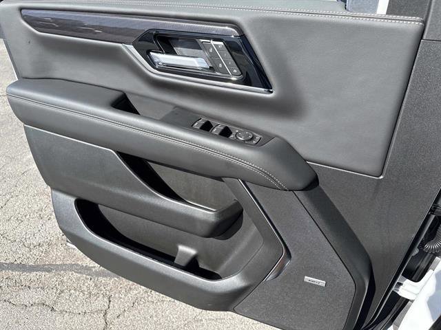 New 2026 GMC Yukon Elevation w/ LPO, Floor Liner Package image 14