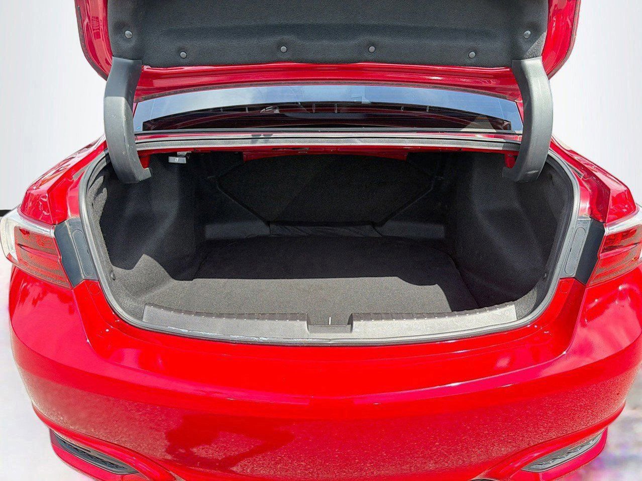 Used 2018 Acura ILX image 13