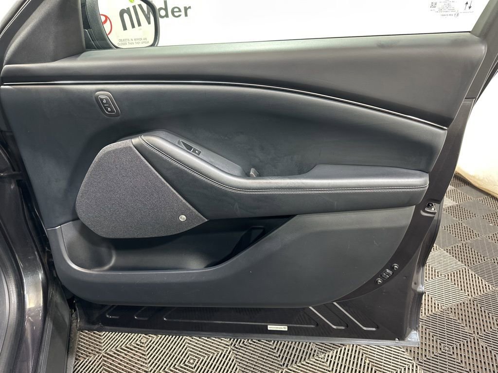 Used 2021 Ford Mustang Mach-E Premium image 9