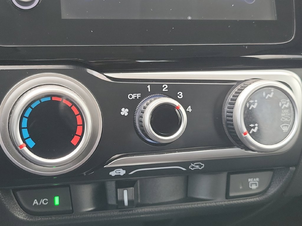 Used 2020 Honda Fit EX image 33