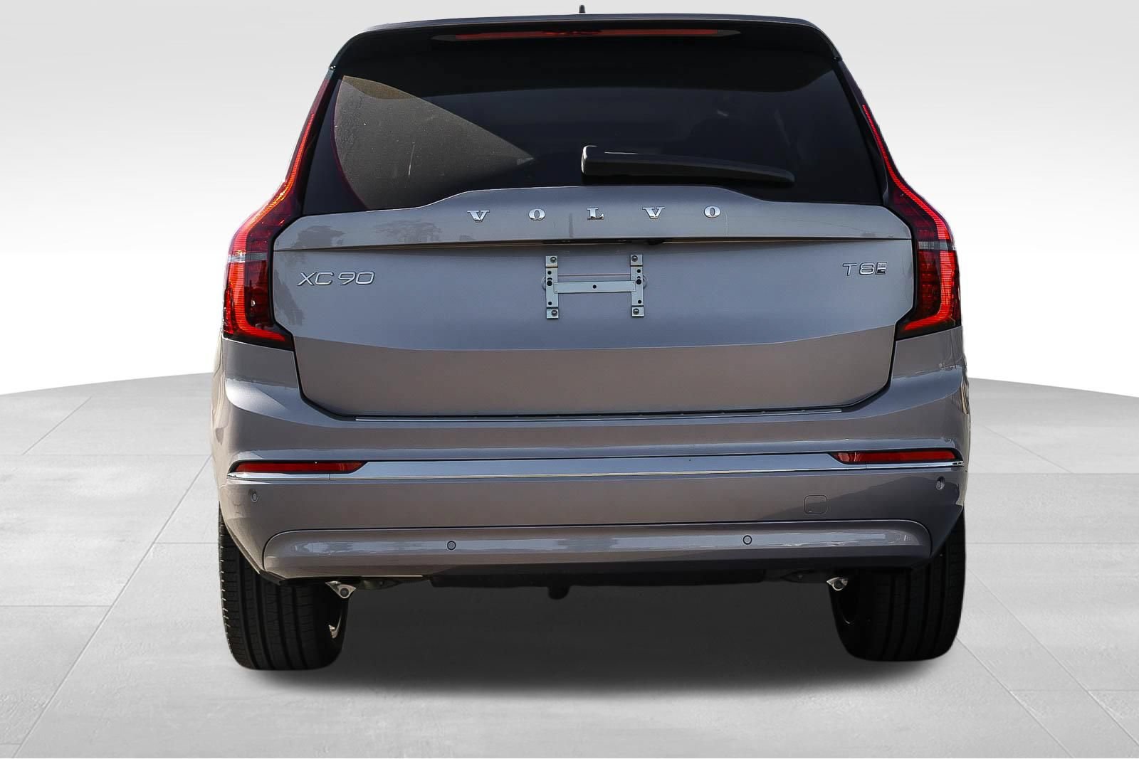New 2026 Volvo XC90 T8 Plus w/ Protection Package AWD/4WD image 6